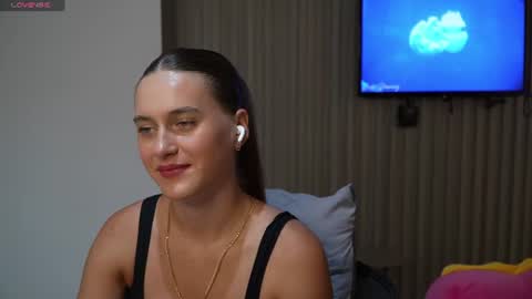 LeslieKorfs online show from 06/25/26, 10:25