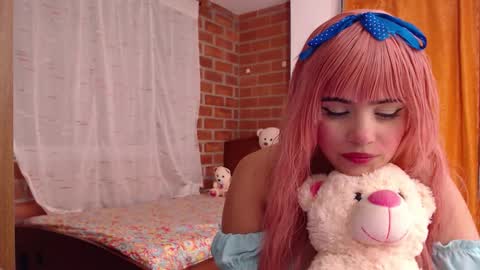 Snapshot of lesly_evanss chatting on 10/26/25, 05:57 Lesly Evans  online show from 10/26/25, 05:57