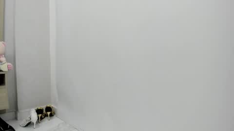 Snapshot of lesly_santodomingo chatting on 05/31/26, 06:09 Lesly Santodomingo online show from 05/31/26, 06:09