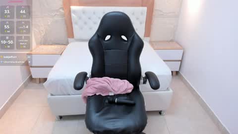   online show from 04/15/26, 07:58