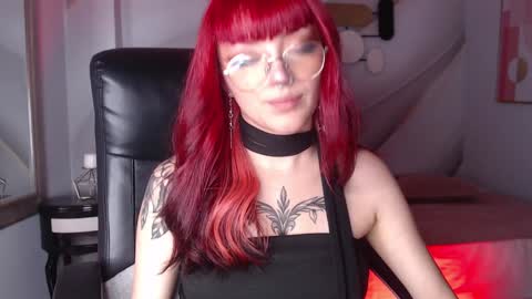 Less  online show from 01/08/25, 12:05