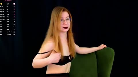 Snapshot of lesslimood chatting on 10/03/25, 05:37 Erin Open for long and cool pvts 3 online show from 10/03/25, 05:37