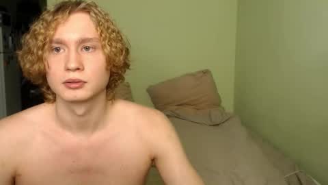 Snapshot of lessyxjhony chatting on 11/20/25, 11:21 Alisa Jhony online show from 11/20/25, 11:21