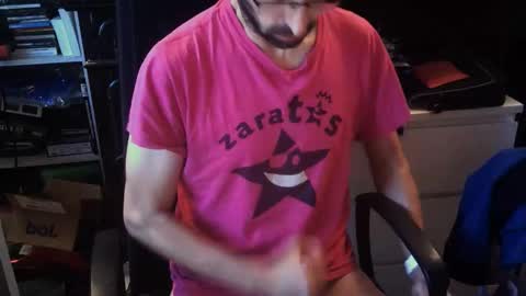 Snapshot of lestat_82 chatting on 11/02/25, 04:09 Vampiro Diurno online show from 11/02/25, 04:09