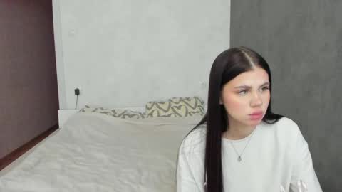 Fiona online show from 02/18/25, 04:48