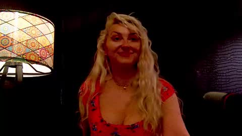 Snapshot of leticiareys chatting on 02/23/26, 11:29 leticiareys online show from 02/23/26, 11:29