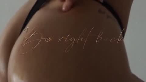 Snapshot of letiziafulkers1 chatting on 01/29/25, 10:53 Letizia Fulkers online show from 01/29/25, 10:53