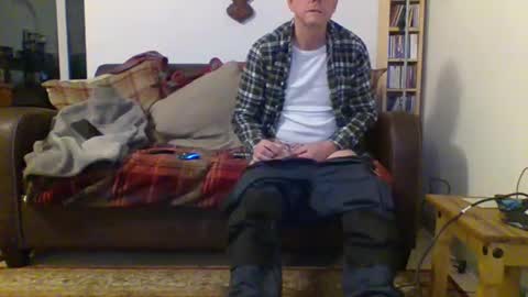 Snapshot of letmestrip chatting on 02/13/25, 12:24 paul online show from 02/13/25, 12:24