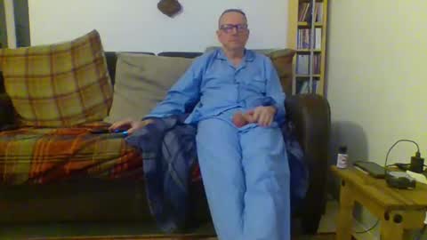 Snapshot of letmestrip chatting on 02/26/25, 12:16 paul online show from 02/26/25, 12:16