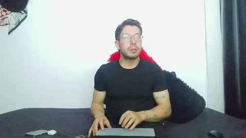 Torres online show from 04/27/26, 12:30