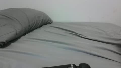 lets_play143 online show from 01/02/25, 08:28