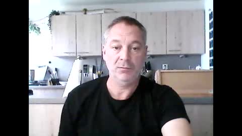 Snapshot of letshavefun2gether68 chatting on 10/05/25, 06:45 letshavefun2gether68 online show from 10/05/25, 06:45