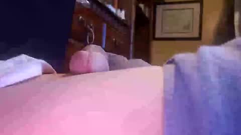 letslookateach online show from 02/11/25, 05:58