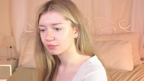 Snapshot of lettablush chatting on 01/14/25, 06:28 letta online show from 01/14/25, 06:28