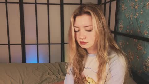 Snapshot of lettablush chatting on 01/19/25, 03:21 letta online show from 01/19/25, 03:21