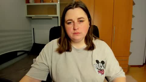 Naomi online show from 05/19/26, 05:58