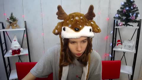 Snapshot of letty_curly chatting on 12/19/24, 06:12 letty_curly online show from 12/19/24, 06:12