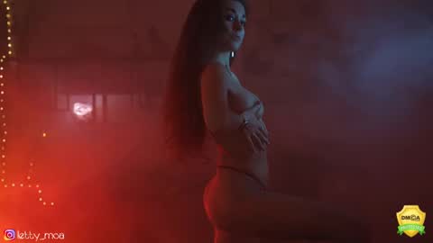 Letty Moa         - IG direct letty moa online show from 02/21/25, 03:45