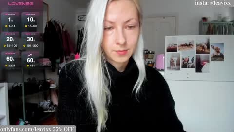 LeaVixx online show from 12/18/24, 09:47