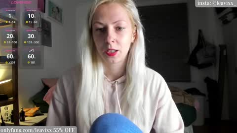 LeaVixx online show from 03/03/25, 06:55