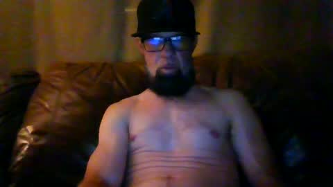 Snapshot of levelup0087 chatting on 09/16/25, 04:57 levelup0087 online show from 09/16/25, 04:57