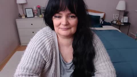 Mary online show from 01/07/26, 01:02