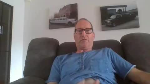 Snapshot of levensgenieters2 chatting on 10/03/25, 11:18 levensgenieters2 online show from 10/03/25, 11:18