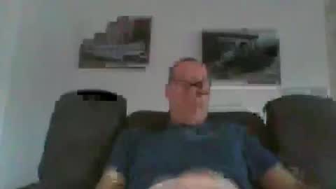 Snapshot of levensgenieters2 chatting on 11/04/25, 07:51 levensgenieters2 online show from 11/04/25, 07:51