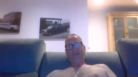 Snapshot of levensgenieters2 chatting on 06/21/26, 08:11 levensgenieters2 online show from 06/21/26, 08:11