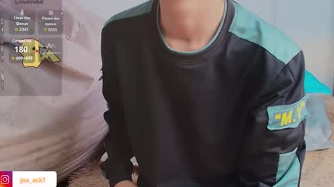 Levi  online show from 02/23/25, 03:08