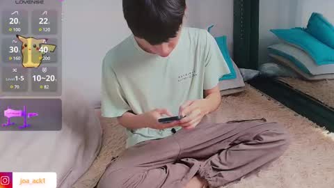 Levi  online show from 02/25/25, 07:47