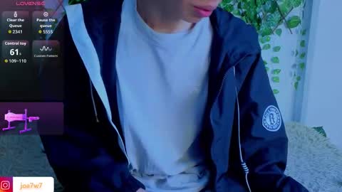 Levi  online show from 09/27/25, 12:43