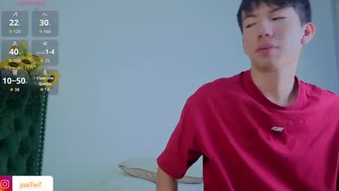 Snapshot of levi_ackermann1 chatting on 06/08/26, 09:15 Levi online show from 06/08/26, 09:15