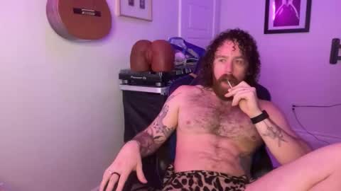 Snapshot of levi_daniel chatting on 11/13/25, 10:41 Levi Daniel online show from 11/13/25, 10:41