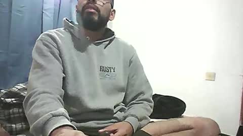 Snapshot of leviatanencasa chatting on 10/28/25, 05:59 leviatanencasa online show from 10/28/25, 05:59