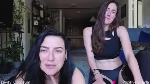 Snapshot of levity_opossum chatting on 02/12/26, 08:59 Levity online show from 02/12/26, 08:59