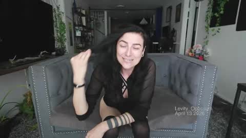 Snapshot of levity_opossum chatting on 04/13/26, 10:04 Levity online show from 04/13/26, 10:04