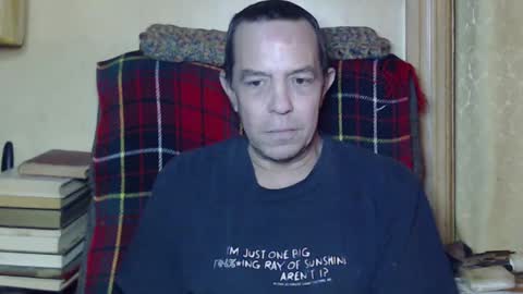 Snapshot of levon48 chatting on 01/03/25, 01:05 levon48 online show from 01/03/25, 01:05