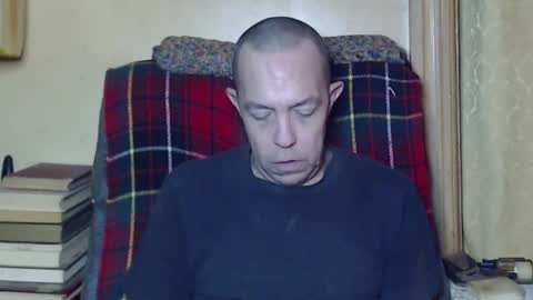 Snapshot of levon48 chatting on 01/31/25, 01:11 levon48 online show from 01/31/25, 01:11