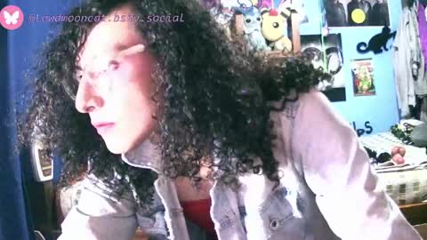 Snapshot of lewd_mooncat chatting on 04/14/26, 11:00 Lewd Mooncat online show from 04/14/26, 11:00