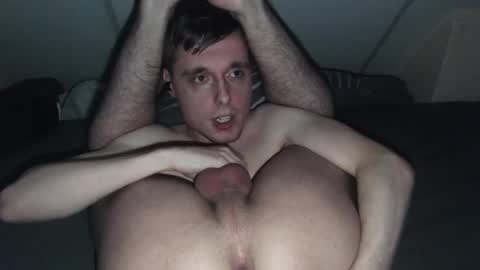 Snapshot of lewenzi chatting on 02/15/26, 03:25 lewenzi online show from 02/15/26, 03:25