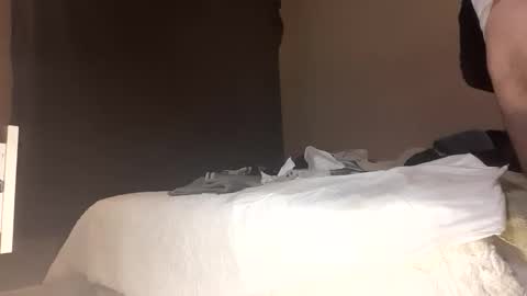 Snapshot of lewis5543 chatting on 02/04/26, 01:06 lewis5543 online show from 02/04/26, 01:06