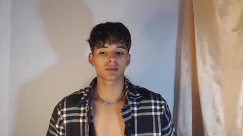 i  am lewis ly EDUARDO MEMDOZA15 online show from 02/07/26, 06:11