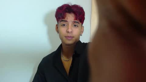 i  am lewis ly EDUARDO MEMDOZA15 online show from 02/18/26, 12:01