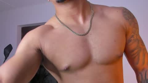 Snapshot of lewishamiltom chatting on 04/23/26, 09:50 lewis online show from 04/23/26, 09:50