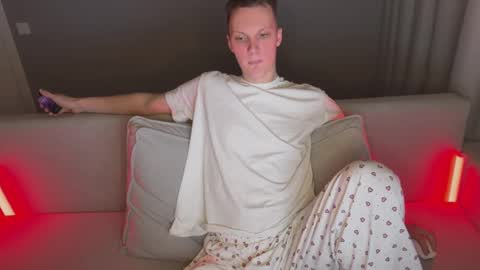 John online show from 01/11/26, 12:37