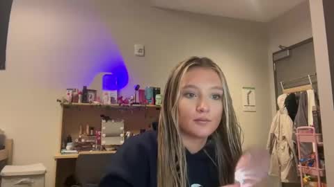 Snapshot of lexaarose05 chatting on 01/30/25, 01:00 lexisRose online show from 01/30/25, 01:00