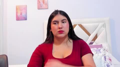Snapshot of lexi_bloom chatting on 05/20/26, 10:54 Gabrielle online show from 05/20/26, 10:54