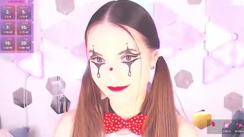 Snapshot of lexi_kiss chatting on 09/19/25, 08:27 Alexia online show from 09/19/25, 08:27