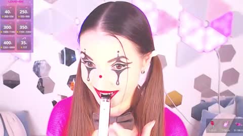 Alexia online show from 11/27/25, 10:56